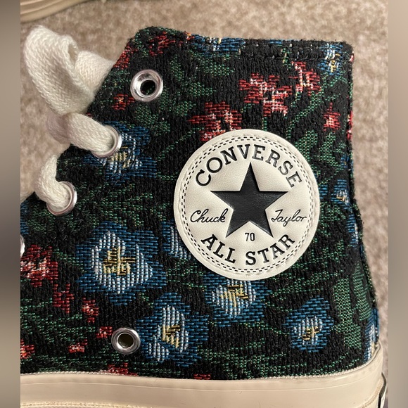 Converse Chuck 70 Floral Tapestry Hightops - Picture 6 of 7